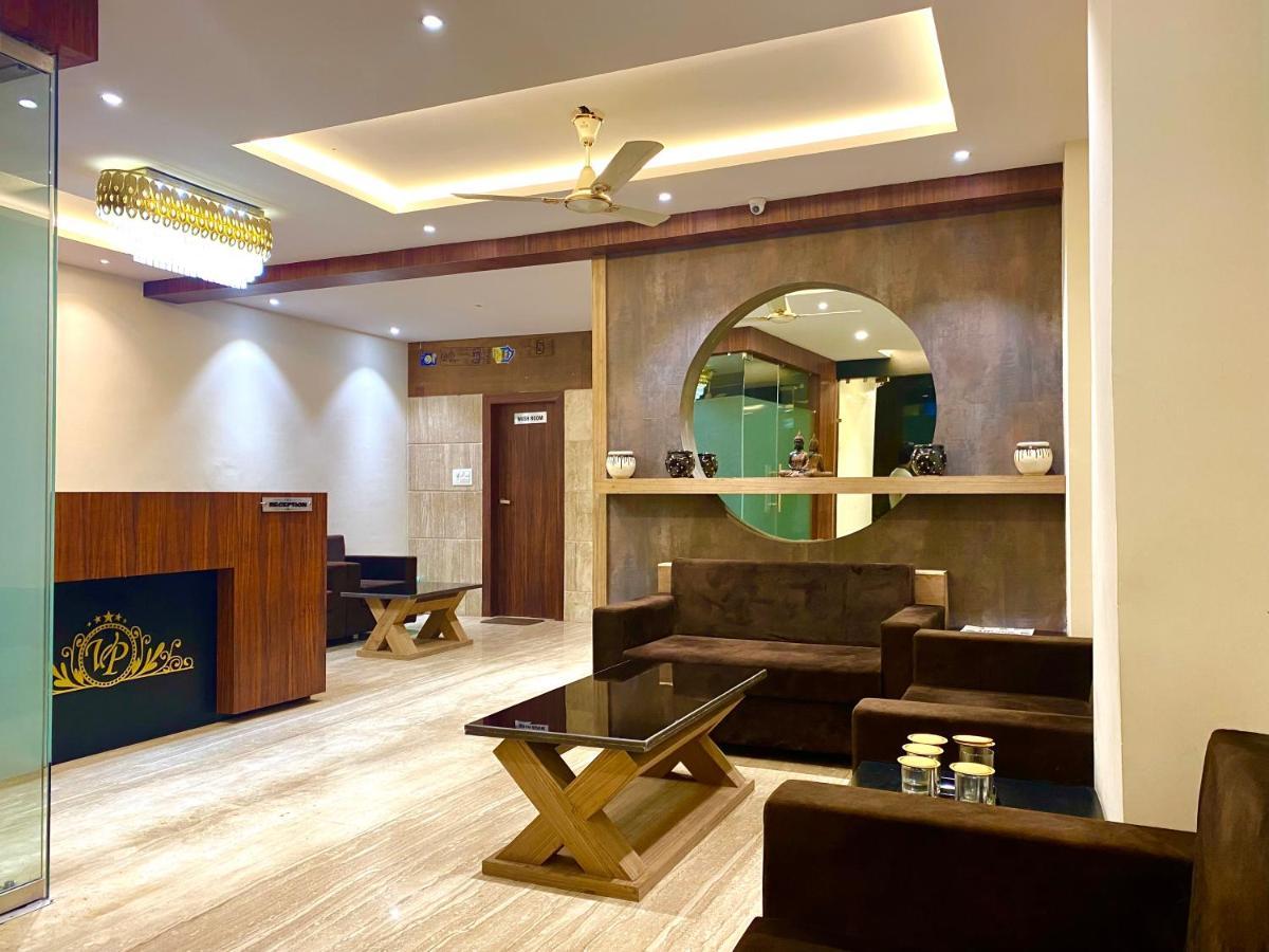 Hotel Vrindavan Palace Indore Exterior photo